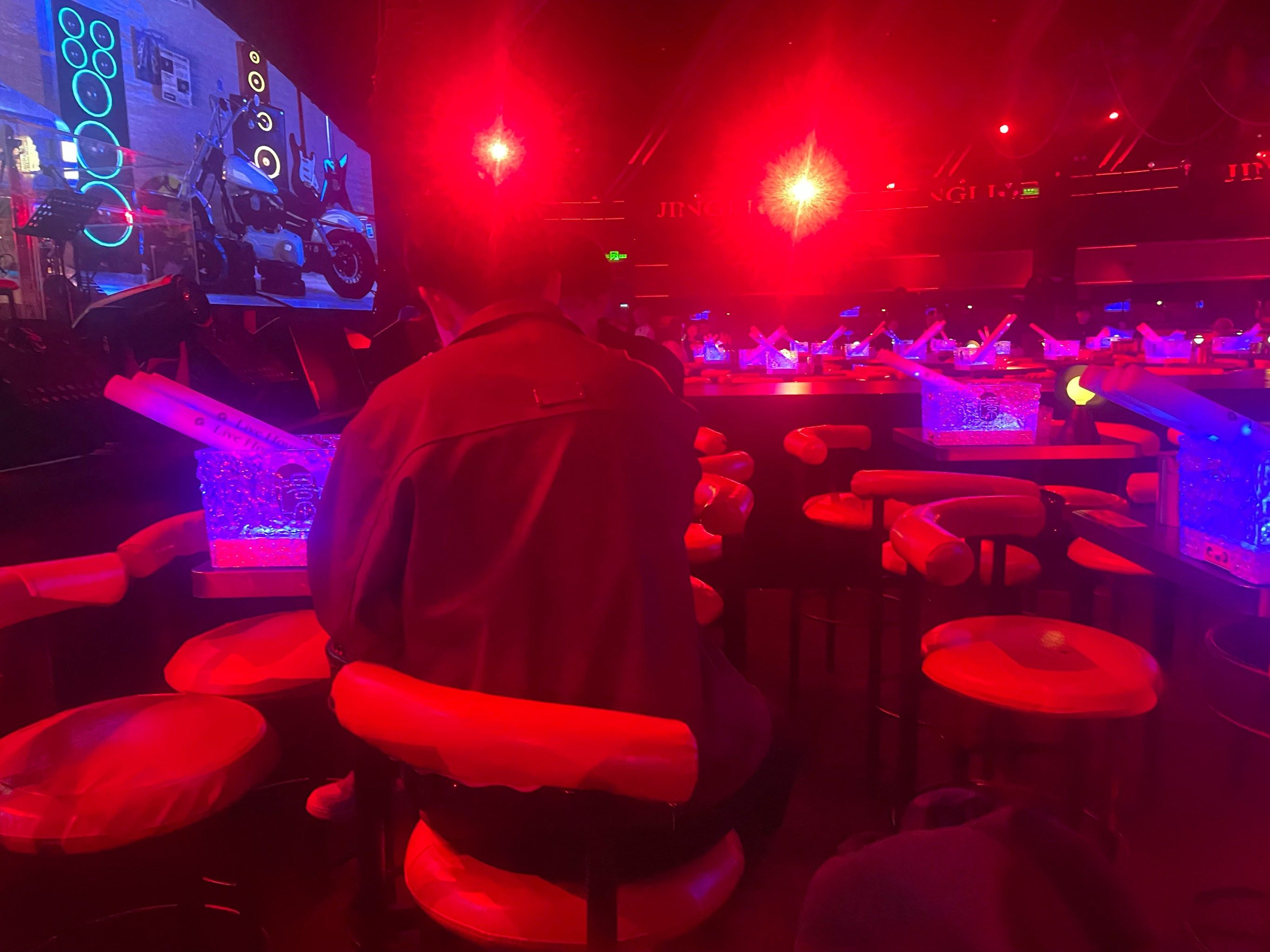 岳阳商务ktv环境与服务怎么样-岳阳楼区ktv预订